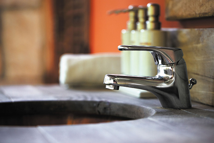 A2B Plumbers are able to fix any leaking taps you may have in Earlsfield. 